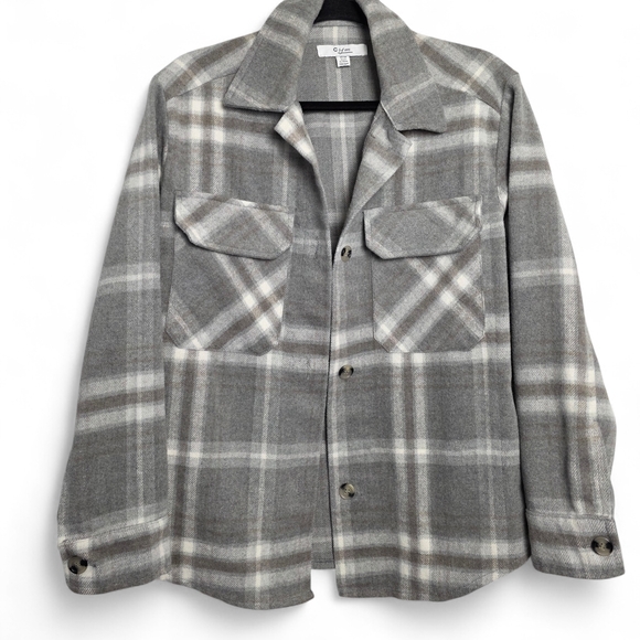 C By One Tops - C By One Gray White Plaid Women's Button Down Flannel Jacket